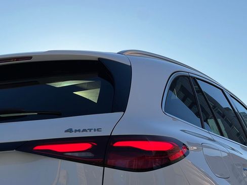 Certified 2026 Mercedes-Benz GLC 300 4MATIC image 11