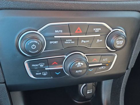 Used 2023 Dodge Charger R/T RWD image 18