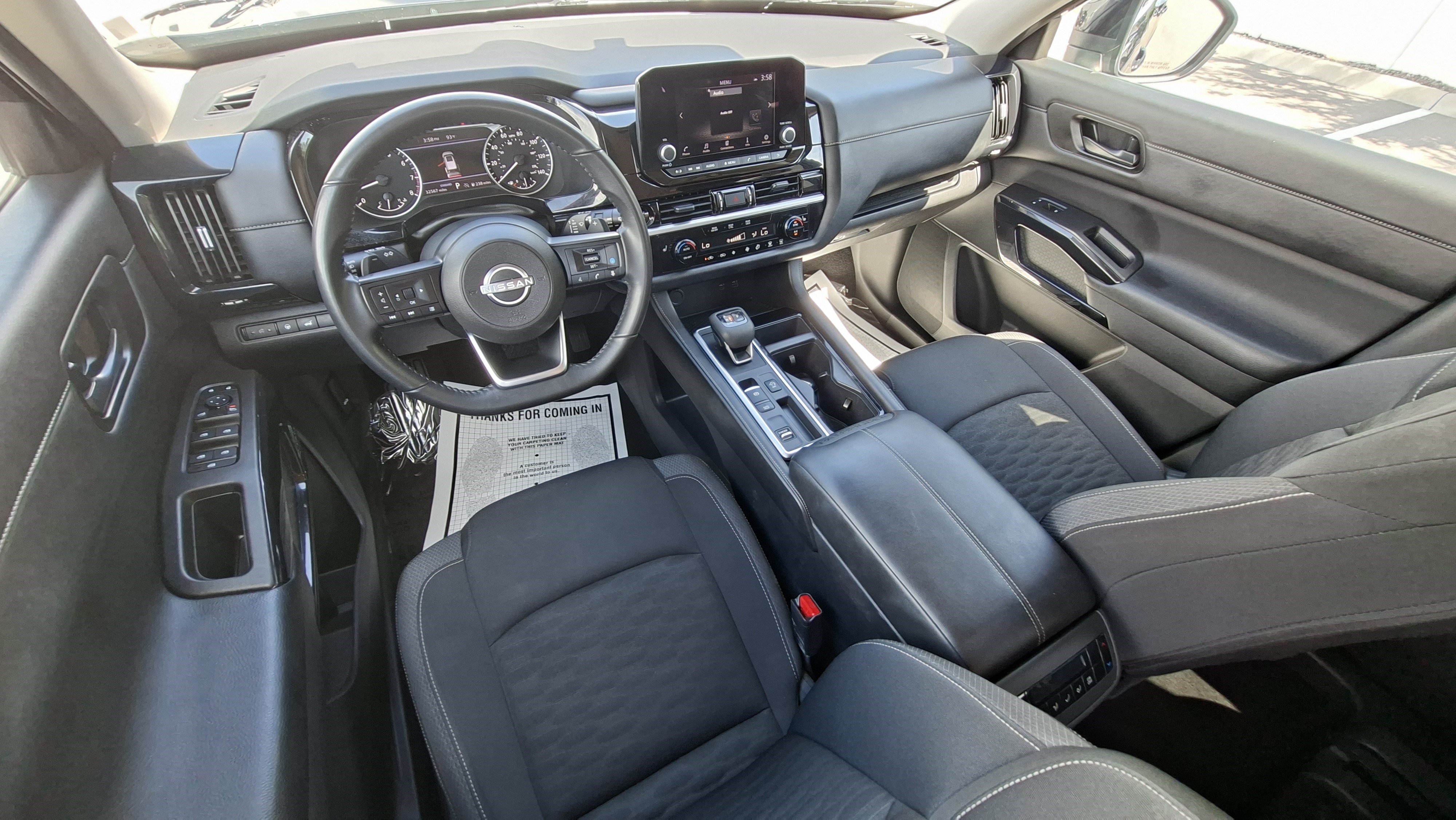 Certified 2025 Nissan Pathfinder SV FWD image 19