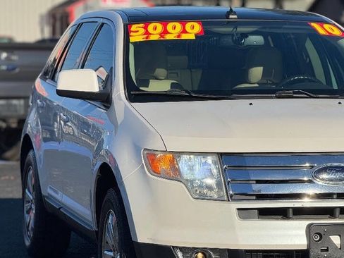 Used 2010 Ford Edge SEL image 9