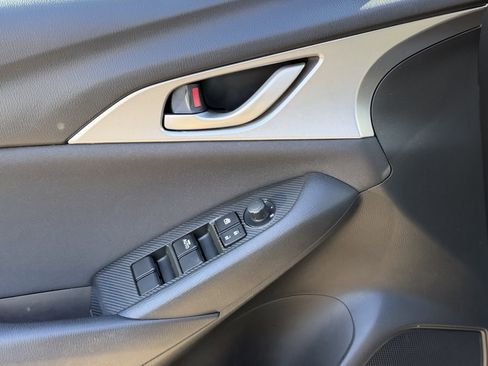 Used 2017 MAZDA CX-3 Sport image 12