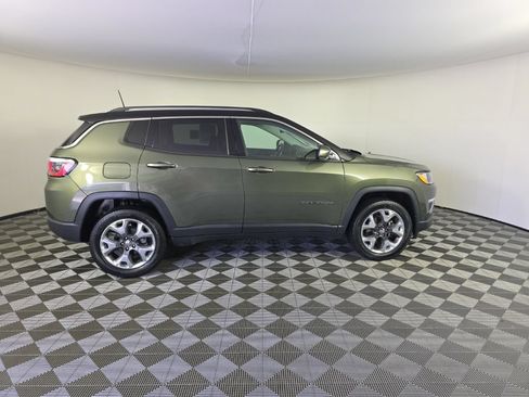 Used 2019 Jeep Compass Limited AWD/4WD image 6