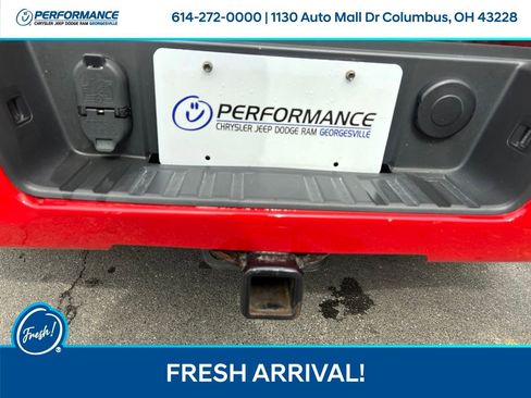 Used 2017 Chevrolet Silverado 1500 Custom w/ Custom Convenience Package AWD/4WD image 14