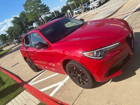 Used 2021 Alfa Romeo Stelvio Sprint w/ Nero Edizione RWD image 1
