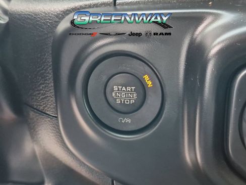 Used 2022 Jeep Wrangler Unlimited Sahara AWD/4WD image 24
