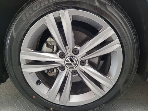 Used 2023 Volkswagen Jetta SE FWD image 31