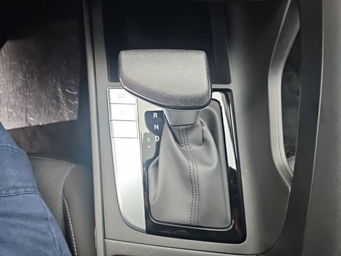 New 2026 Hyundai Elantra SE FWD image 21