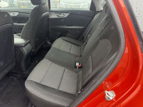 Used 2023 Kia Forte LXS image 9