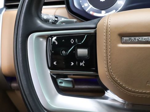Used 2023 Land Rover Range Rover SE image 32