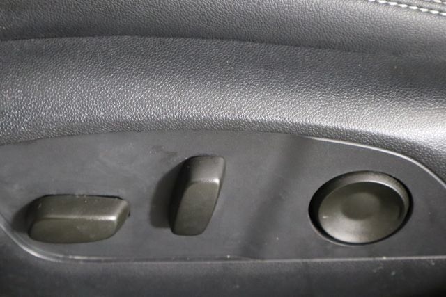Used 2024 Chevrolet Blazer EV LT AWD/4WD image 23