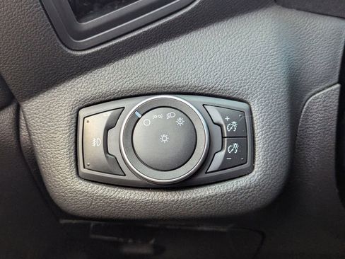 Used 2016 Ford Escape SE w/ Equipment Group 201A FWD image 27