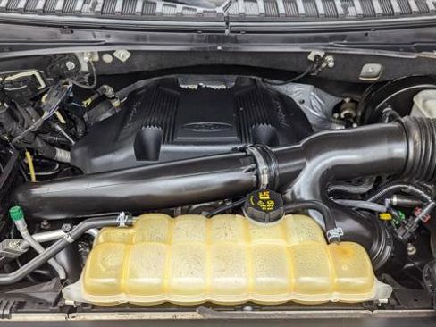 Used 2019 Ford Expedition Max Limited RWD image 28
