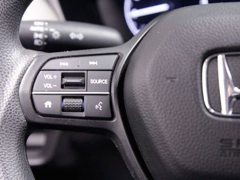 Certified 2024 Honda HR-V LX image 26