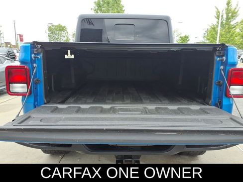 Used 2021 Jeep Gladiator Sport AWD/4WD image 9
