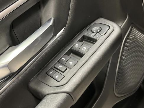 New 2026 RAM 1500 4x4 Crew Cab image 28