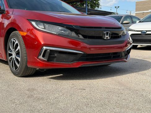 Used 2019 Honda Civic LX image 3