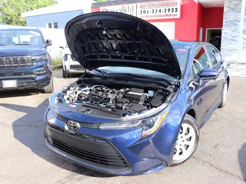 Used 2024 Toyota Corolla LE FWD image 44