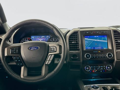 Used 2020 Ford Expedition XLT w/ Equipment Group 202A image 18