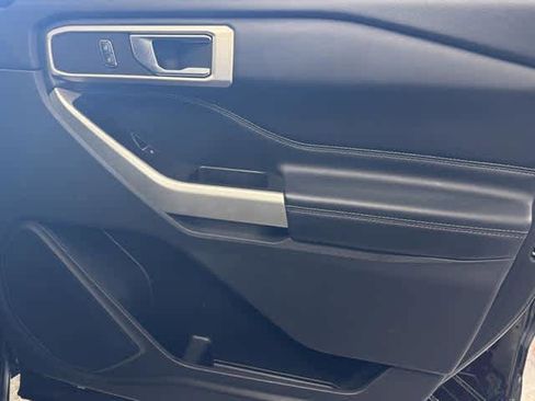 Used 2022 Ford Explorer XLT w/ Equipment Group 202A image 37