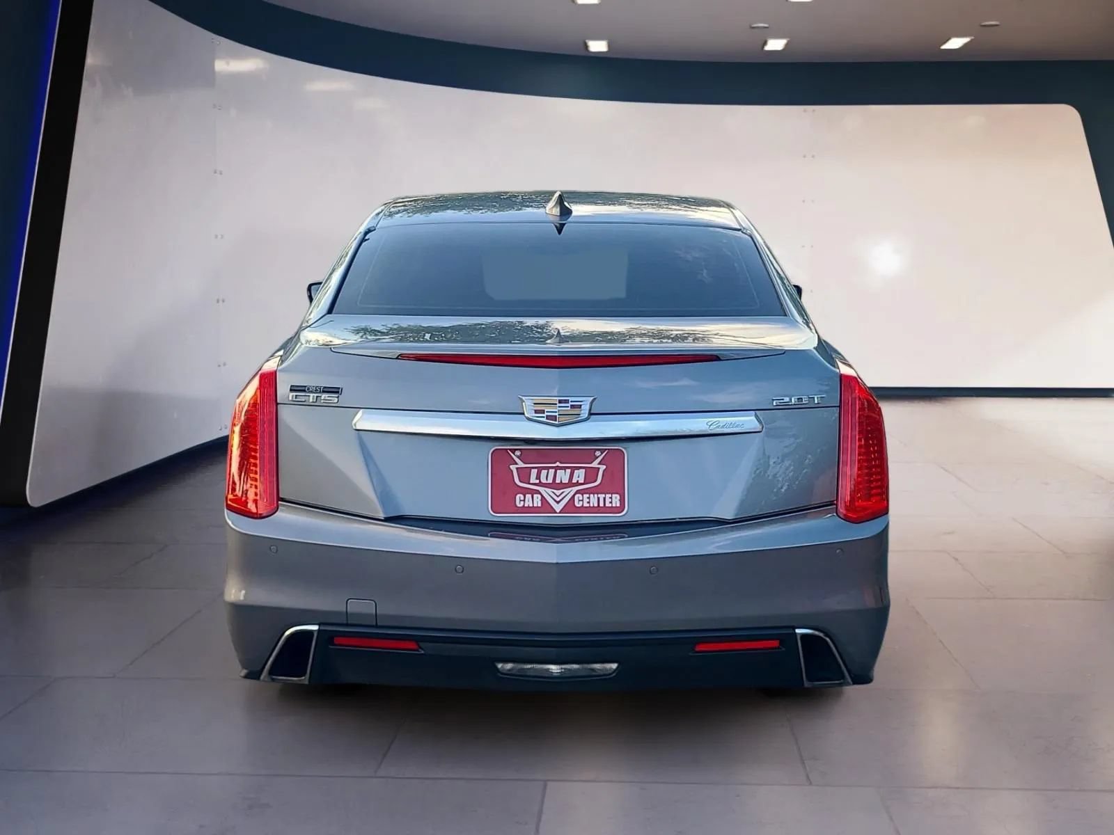 Used 2018 Cadillac CTS Luxury RWD image 4
