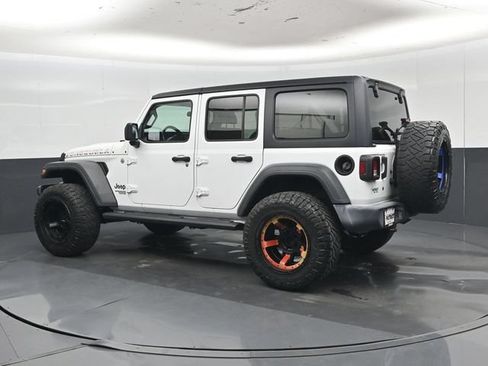 Used 2019 Jeep Wrangler Unlimited Sport S AWD/4WD image 36