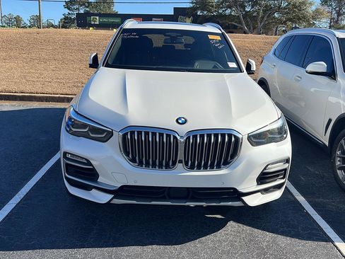 Used 2021 BMW X5 xDrive40i w/ Premium Package 2 image 4