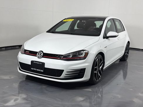 Used 2017 Volkswagen GTI SE FWD image 10