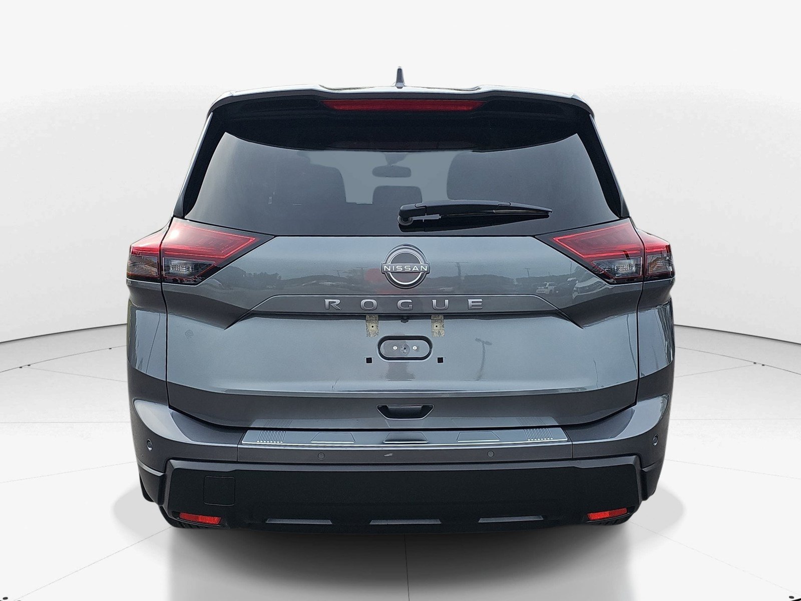 Used 2026 Nissan Rogue SV FWD image 5