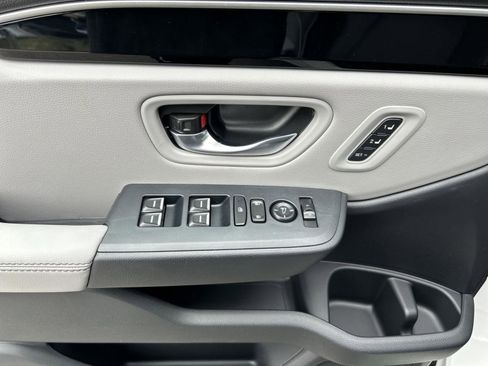 Used 2024 Honda Pilot EX-L image 17