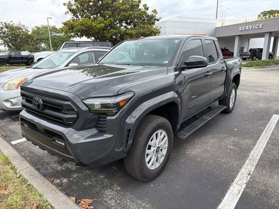 Used 2025 Toyota Tacoma SR5