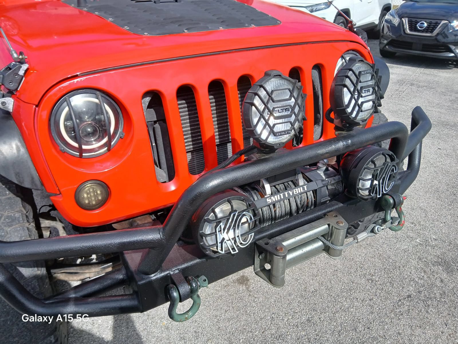 Used 2015 Jeep Wrangler Unlimited Sahara w/ Connectivity Group AWD/4WD image 20