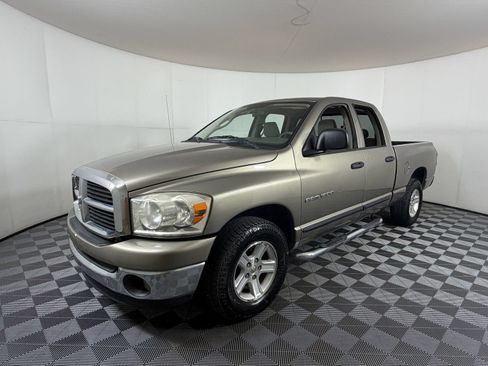 Used 2007 Dodge Ram 1500 Truck SLT RWD image 2