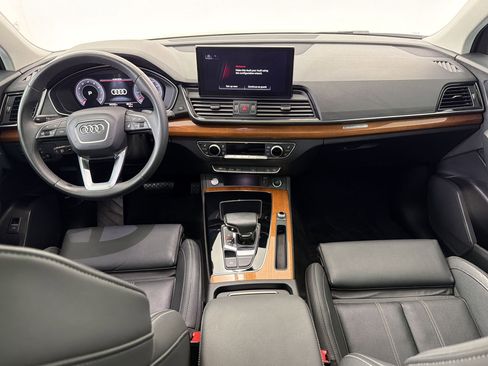 Used 2021 Audi Q5 2.0T Premium Plus w/ Premium Plus Package AWD/4WD image 16