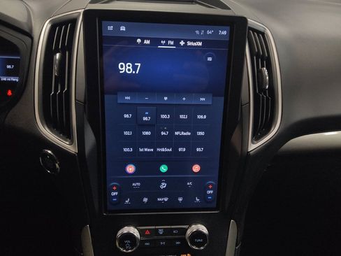 Used 2024 Ford Edge SEL image 25