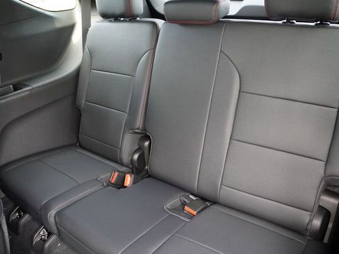 New 2026 Chevrolet Traverse Z71 w/ Driver Confidence Package image 12