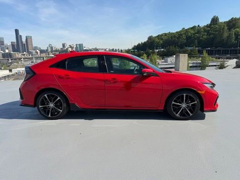 Used 2020 Honda Civic Sport Touring image 3