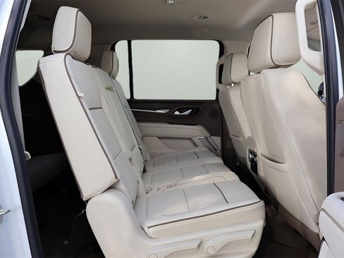 Used 2024 GMC Yukon XL Denali image 20