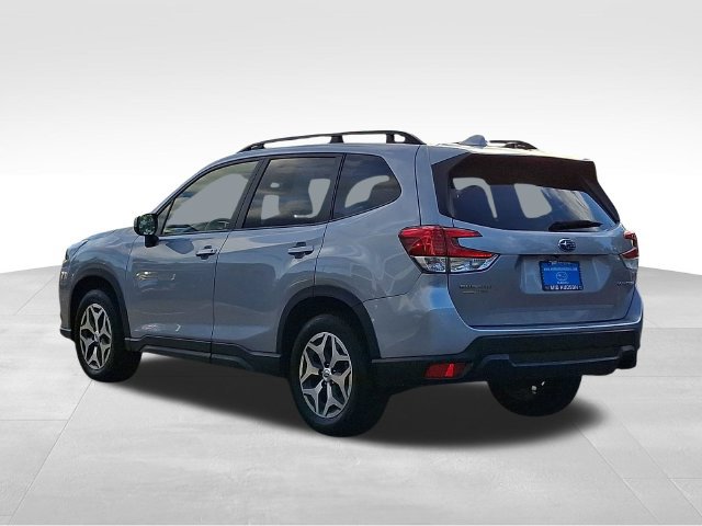 Used 2023 Subaru Forester Premium AWD/4WD image 4