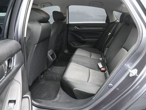 Used 2022 Honda Accord LX image 34