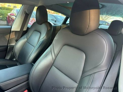 Used 2020 Tesla Model 3 Performance image 9