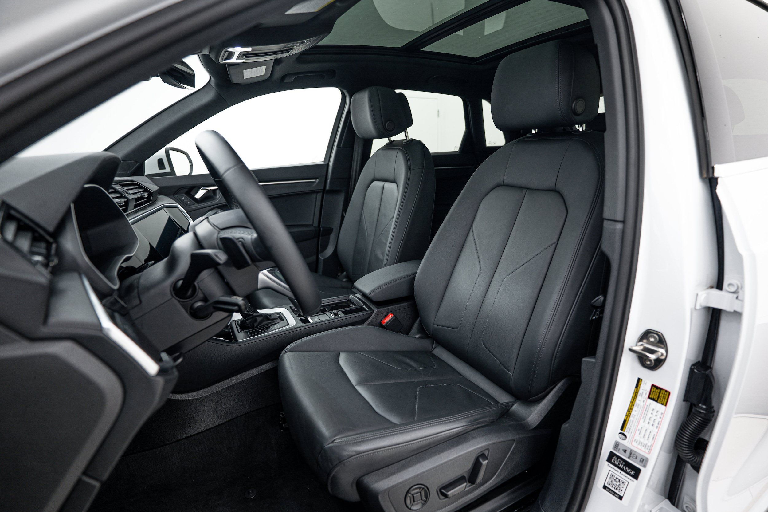Certified 2023 Audi Q3 2.0T Premium AWD/4WD image 14