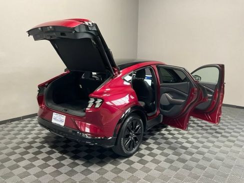Used 2025 Ford Mustang Mach-E Premium w/ Sport Appearance Package AWD/4WD image 26