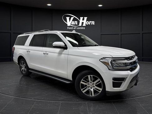 Used 2023 Ford Expedition Max Limited image 1