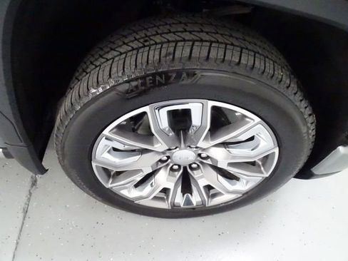 Used 2024 GMC Sierra 1500 Denali w/ Denali Reserve Package image 31