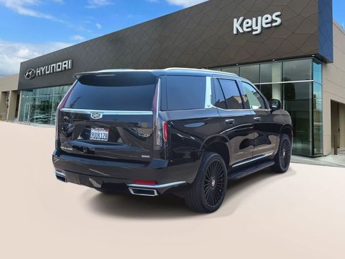 Used 2023 Cadillac Escalade Premium Luxury w/ Performance Package AWD/4WD image 4