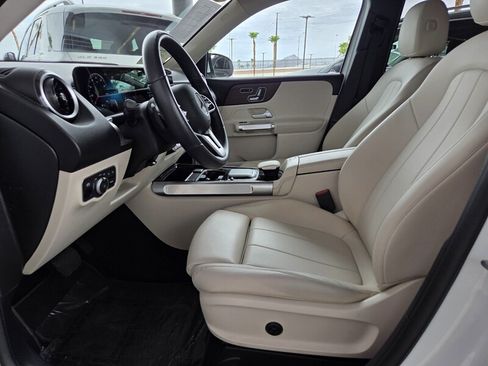 Certified 2022 Mercedes-Benz GLB 250 4MATIC w/ Premium Package Lite image 13