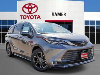 New 2026 Toyota Sienna Platinum video 1