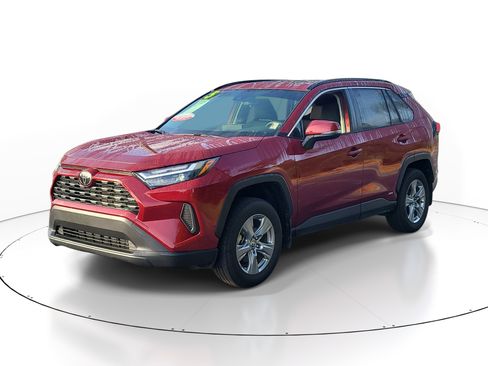 Certified 2025 Toyota RAV4 XLE w/ Convenience Package image 3