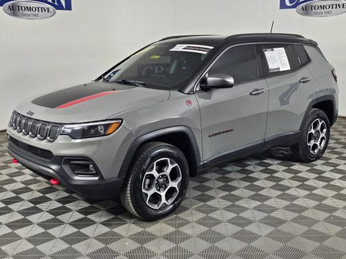 Used 2022 Jeep Compass Trailhawk w/ Trailhawk Elite Group AWD/4WD image 36