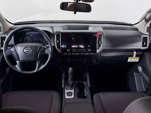New 2026 Nissan Frontier SV AWD/4WD image 3